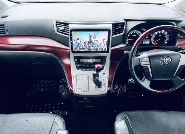 Toyota Vellfire 2008 Purple