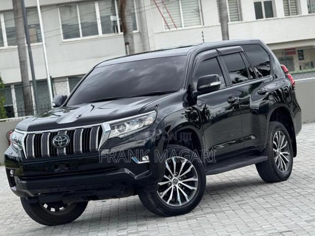 Toyota Land Cruiser Prado 2.7 2019 Black