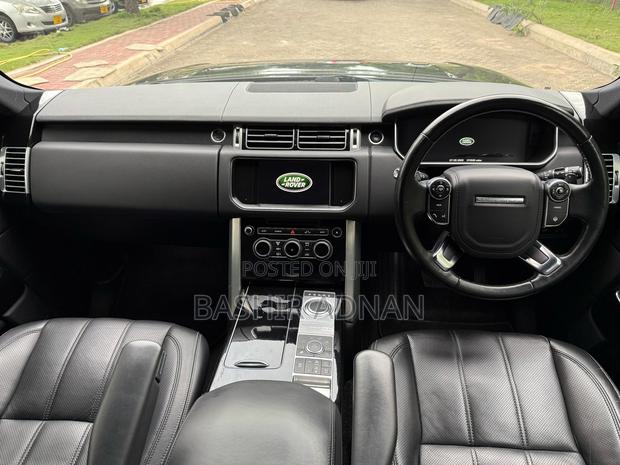 Land Rover Range Rover Vogue 2016 Black