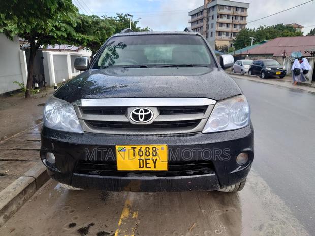 Toyota Fortuner 2.7 AWD 2009 Black