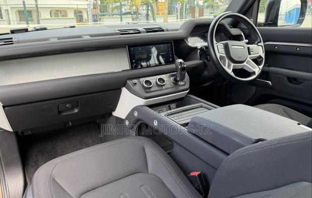 Land Rover Defender 2021 Gray