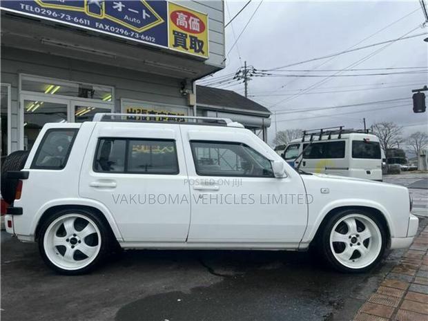 Nissan Rasheen Automatic 1995 White
