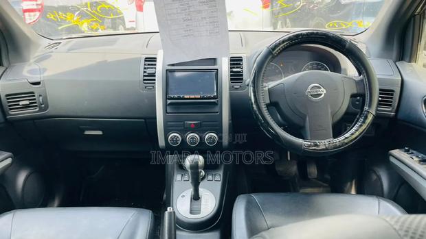 Nissan X-Trail 2012 Black