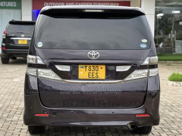 Toyota Vellfire 2008 Burgundy