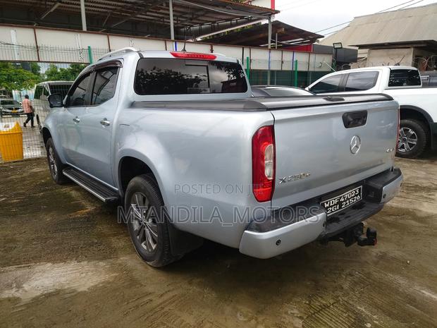 Mercedes-Benz X Class 2022 Silver