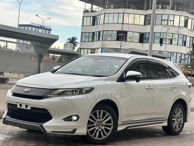Toyota Harrier 2015 Pearl
