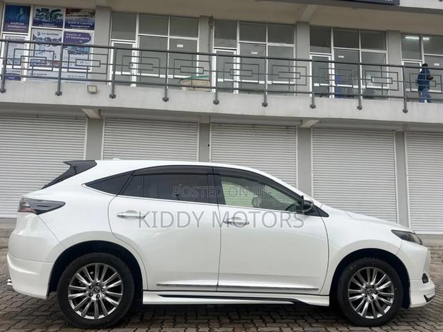 Toyota Harrier 2015 Pearl