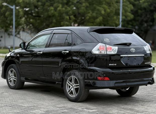 Toyota Harrier 2.4 2008 Black