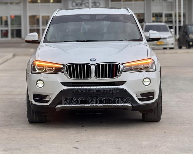BMW X3 sDrive28i 4dr SUV (2.0L 4cyl Turbo 8A) 2015 White