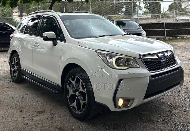 Subaru Forester 2.0XT Premium 4dr SUV AWD (2.0L 4cyl Turbo CVT) 2015