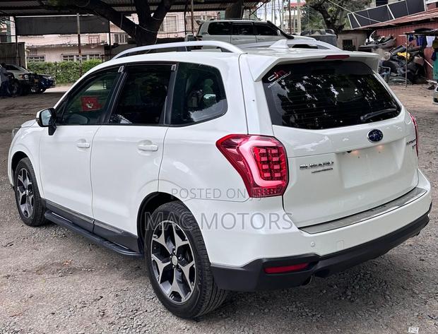 Subaru Forester 2.0XT Premium 4dr SUV AWD (2.0L 4cyl Turbo CVT) 2015