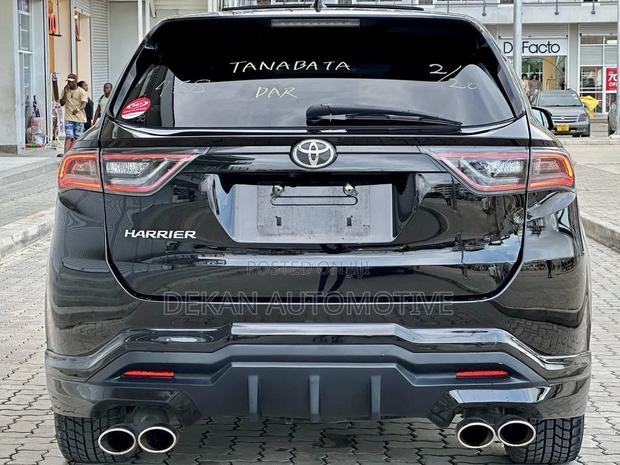 Toyota Harrier 2.5 Hybrid 4WD 2015 Black