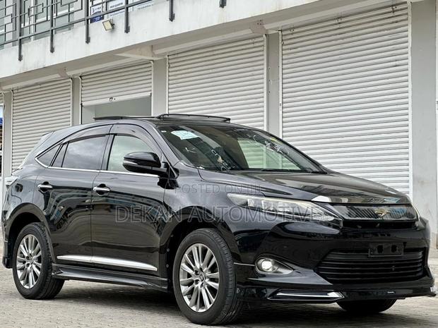 Toyota Harrier 2.5 Hybrid 4WD 2015 Black