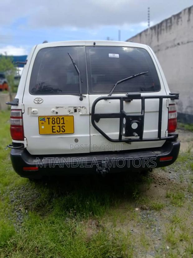 Toyota Land Cruiser Prado 3.0 D-4D 5dr 2005 White