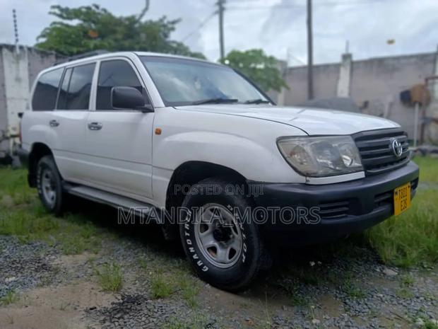 Toyota Land Cruiser Prado 3.0 D-4D 5dr 2005 White