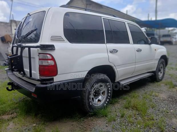 Toyota Land Cruiser Prado 3.0 D-4D 5dr 2005 White