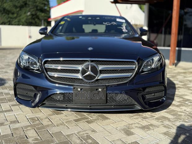 Mercedes-Benz C-Class 2017 Blue