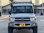 Toyota Land Cruiser 4.0 V6 GX-R 2012 White for sale