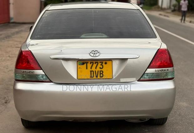 Toyota Mark II 2002 Silver