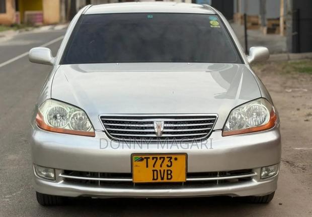 Toyota Mark II 2002 Silver