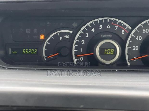 Toyota Noah 2.0 143hp FWD (7 Seater) 2012 Matt Black