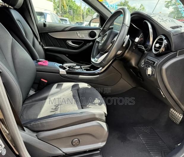 Mercedes-Benz GLC-Class 2016 Black