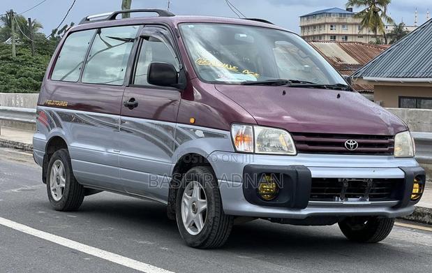 Toyota TownAce Noah 1999 Burgundy