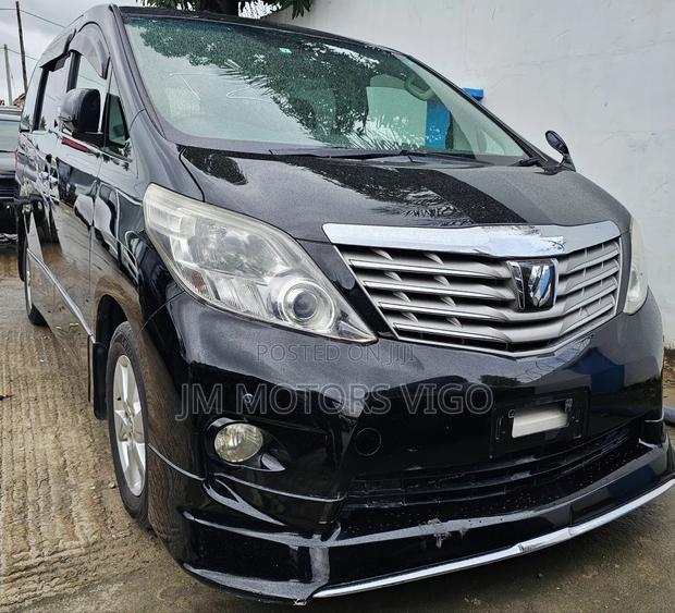Toyota Alphard 2009 Black