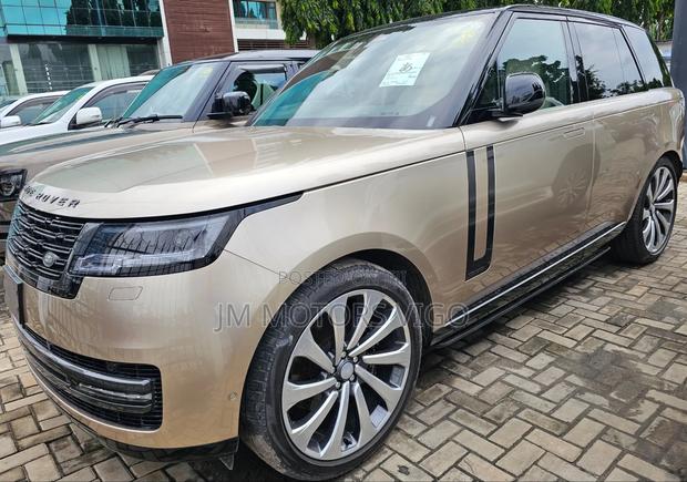 Land Rover Range Rover Vogue 2023 Gold