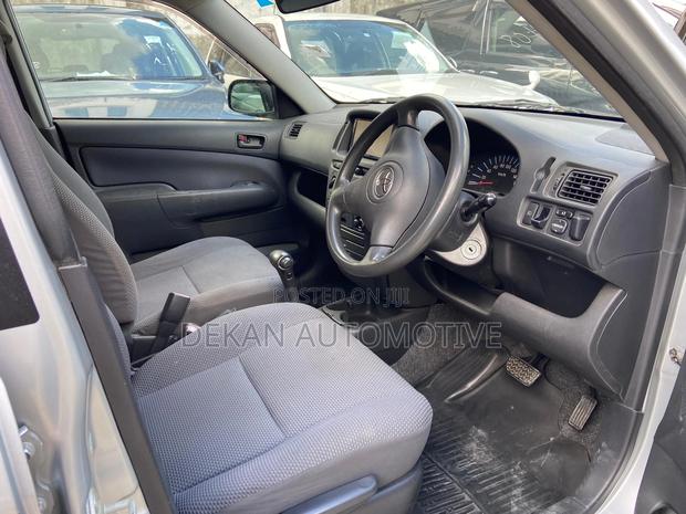 Toyota Probox 1.3 DX Comfort 2WD 2006 Silver