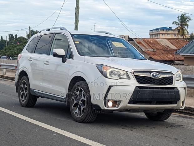 Subaru Forester 2012 White