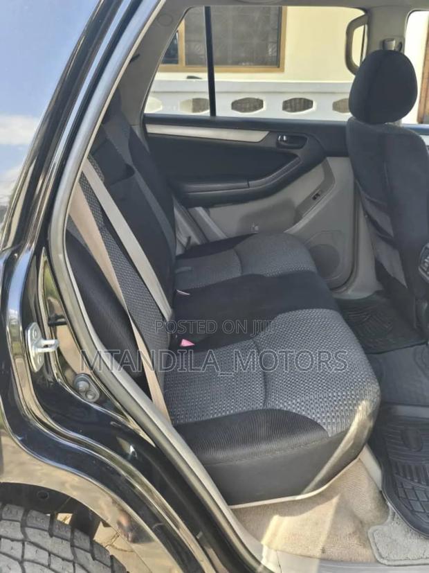 Toyota Hilux Surf 3.4 SSR 2005 Black