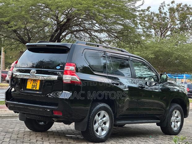 Toyota Land Cruiser Prado 2.7 i 2013 Black