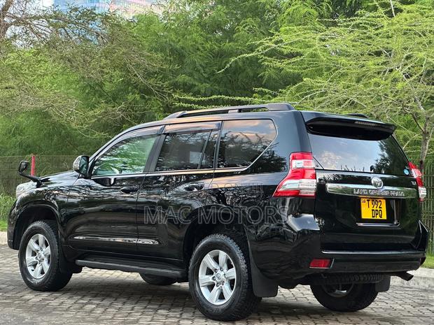 Toyota Land Cruiser Prado 2.7 i 2013 Black