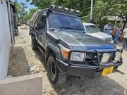 Toyota Land Cruiser 1998 Gray for sale