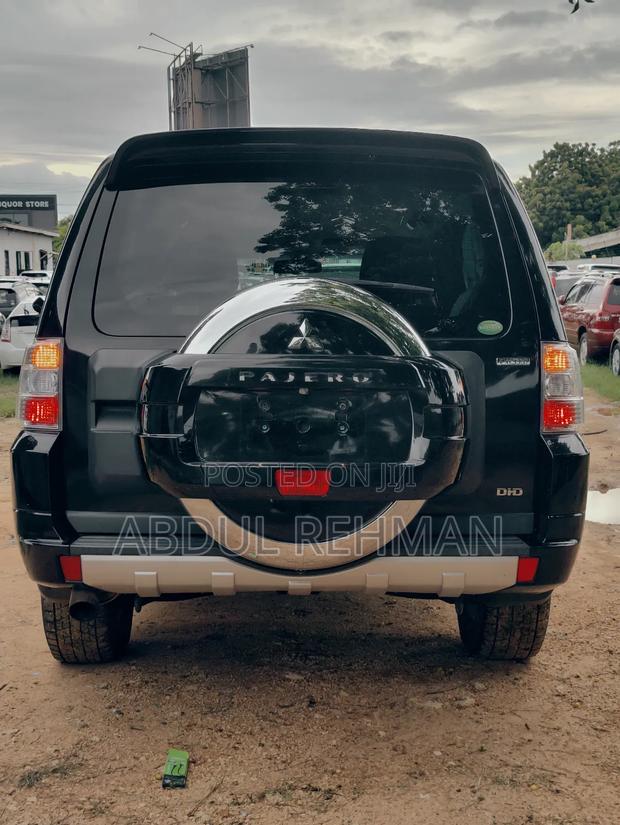 Mitsubishi Pajero V90 3.8 V6 GLS/GLX 2015 Black