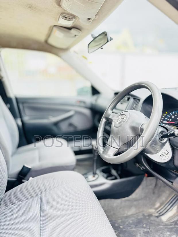 Toyota Succeed 2003 Silver