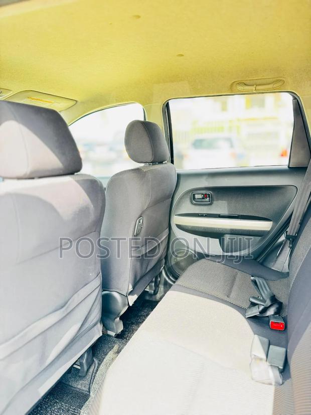 Toyota IST 2002 Silver