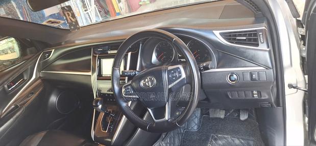 Toyota Harrier 2014 Silver