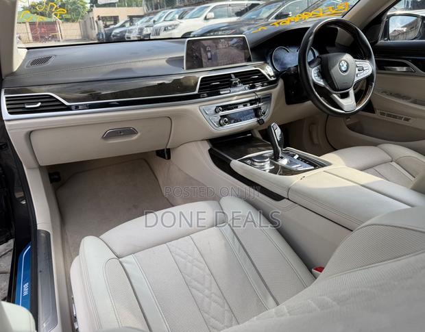 BMW 740 2016 Black