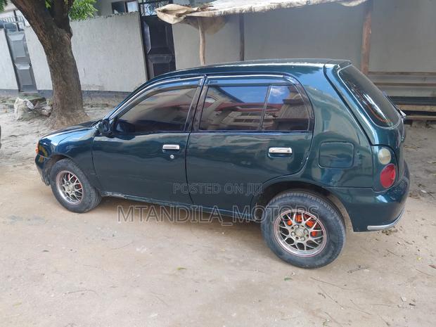 Toyota Starlet 2000 Blue
