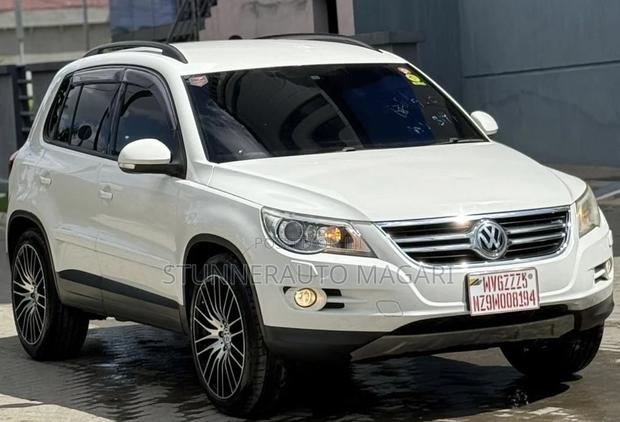 Volkswagen Tiguan 2009 White
