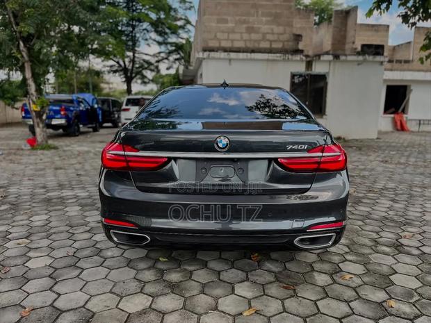 BMW 740 2016 Black