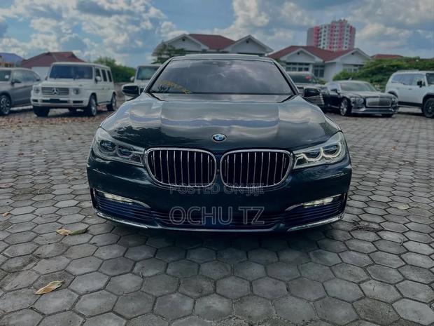 BMW 740 2016 Black