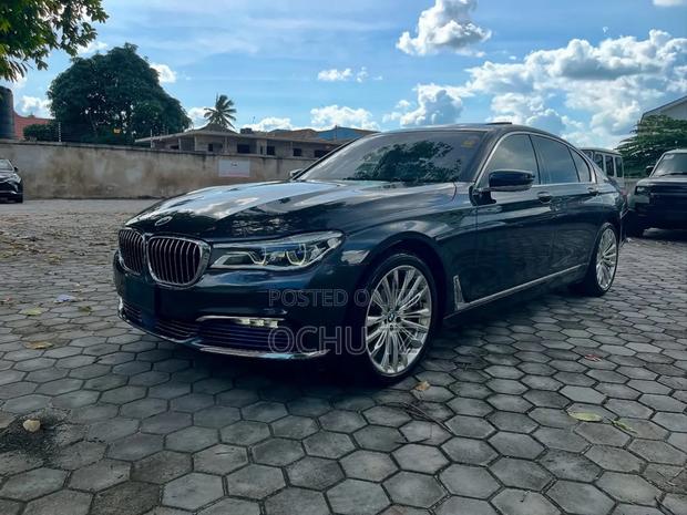 BMW 740 2016 Black