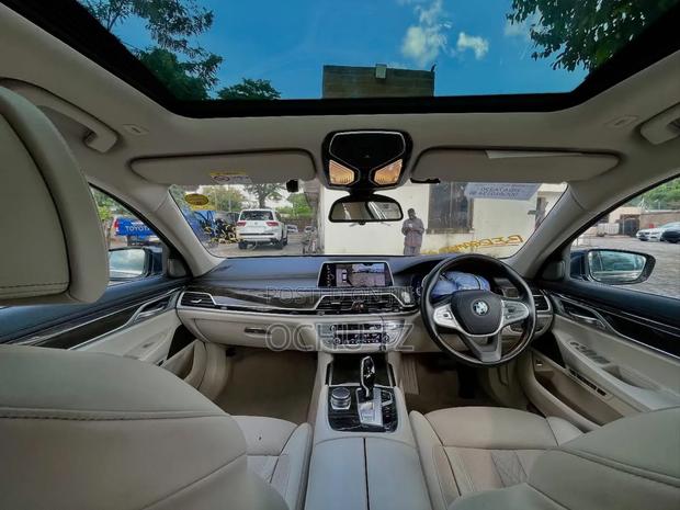 BMW 740 2016 Black