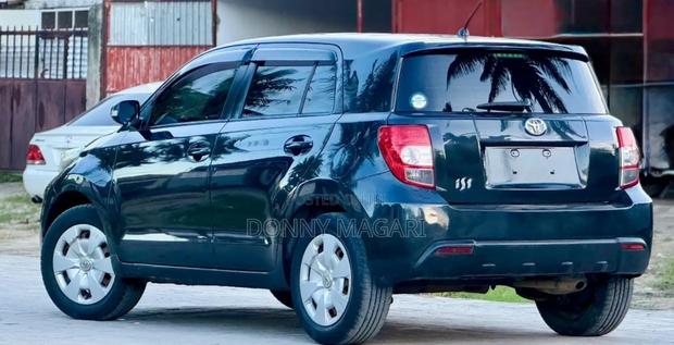 Toyota IST 2007 Blue