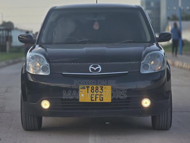 Mazda Verisa 2008 Black