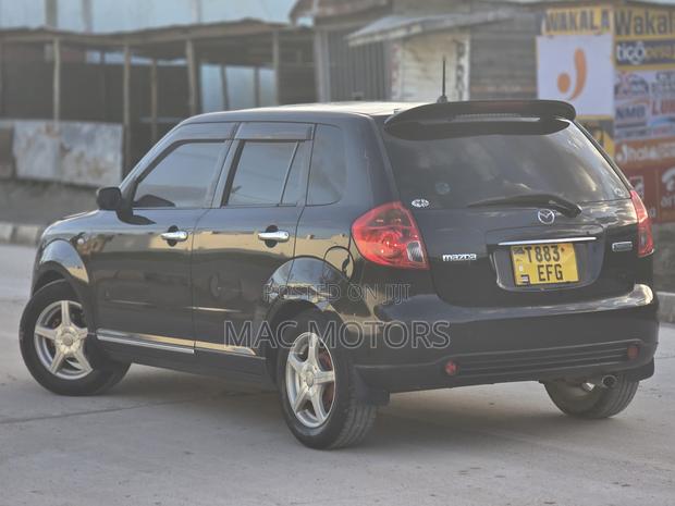 Mazda Verisa 2008 Black