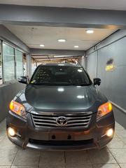 Toyota Vanguard 2011 Gray for sale